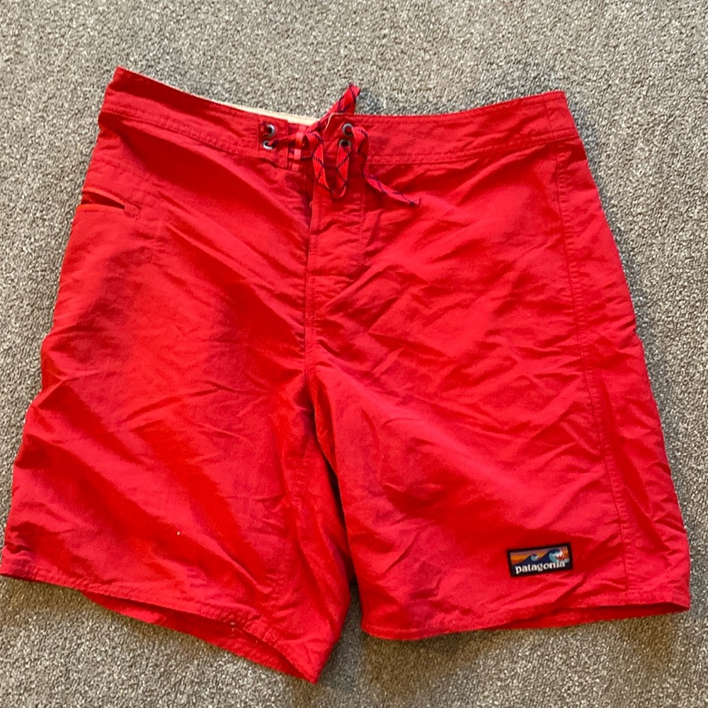 Men’s 32” Patagonia Baggies
